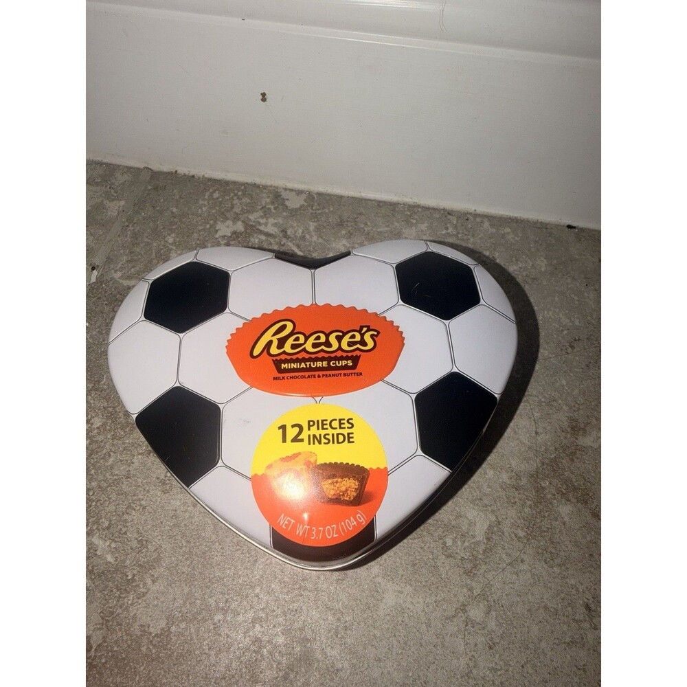 Reese's Heart Shaped Sports Tins & Peanut Butter Miniature Cups No Candy
